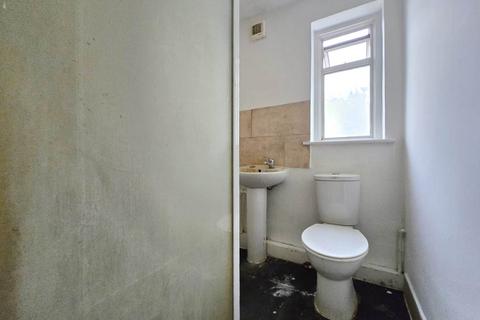 275 Halley Road, London, E12 6UE