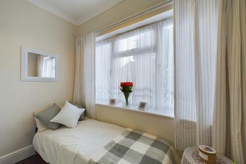 35 Dunwich Road, Bexleyheath, DA7 5EW