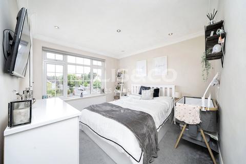2 bedroom apartment for sale, Chasewood Court, Hale Lane, Mill Hill, London, NW7