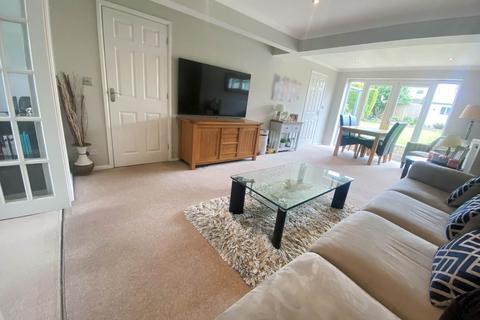 3 bedroom semi-detached house for sale, Chelwood Road, Earley