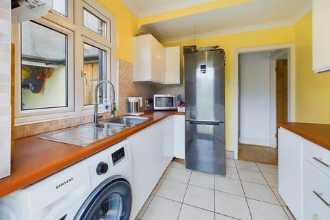 33 Northall Road, Barnehurst, Bexleyheath, DA7 6JF