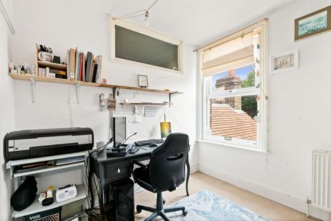 44 Athelstan Road, Folkestone, CT19 6EU
