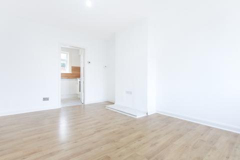 35 Clermiston Grove, Edinburgh, EH4 7DA