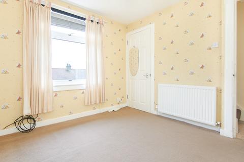35 Clermiston Grove, Edinburgh, EH4 7DA