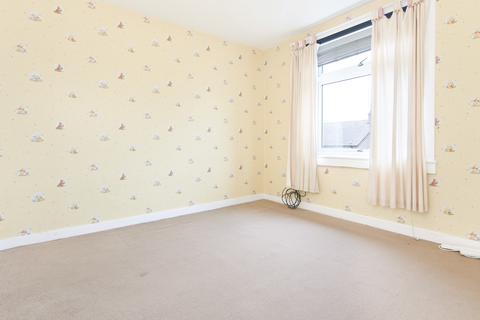 35 Clermiston Grove, Edinburgh, EH4 7DA