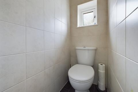 33 Parsonage Manorway, Belvedere, DA17 6LN