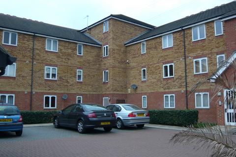 Studio to rent, Dunlop Close, Dartford DA1