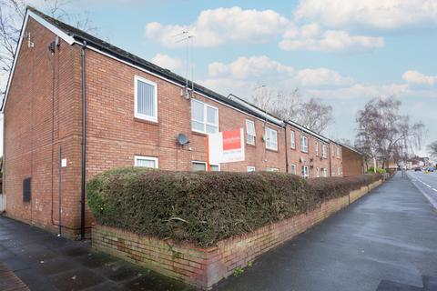 2 bedroom flat for sale, Worsley Road, Swinton M27