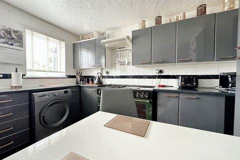 3 bedroom end of terrace house for sale, Elm Crescent, Hythe, SO45