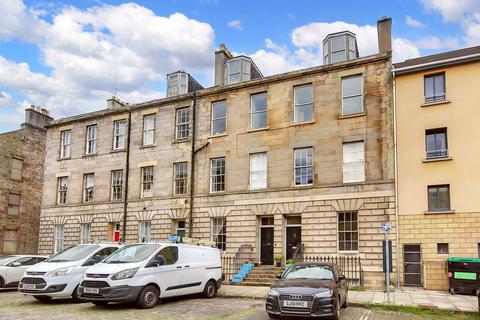 2 bedroom flat for sale, 27A Pitt Street, Bonnington, EH6 4BY