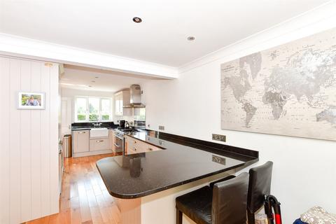 4 bedroom detached house for sale, Pellings Farm Close, Crowborough, East Sussex