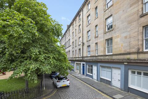 2 bedroom flat for sale, 37 (3F1), Sandport Street, Edinburgh, EH6 6EP