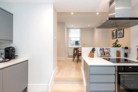 2 bedroom apartment to rent, Marylebone Lane, London W1U