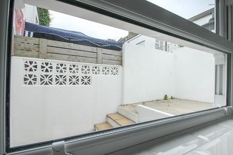 2a Bennett Road, Brighton, BN2 5JL