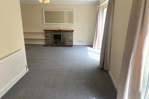 2 Bhutan Close, Honiton, EX14 2UP