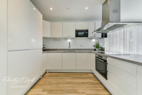 2 bedroom apartment for sale, Needell Road, London, SE10 0WF