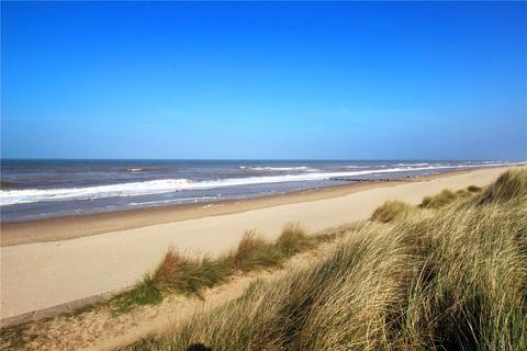 2 bedroom bungalow for sale, Rainbows End Park, Mill Lane, Bacton, Norfolk, NR12