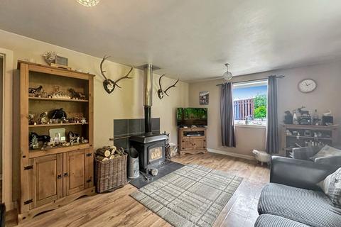 Tigh Na Feidh Anaheilt, Strontian, Acharacle, PH36 4JA