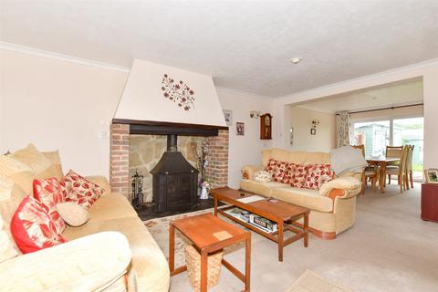 2 bedroom detached house for sale, Victoria Road West, Littlestone, New Romney, Kent