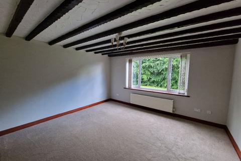 3 bedroom detached house to rent, Codsall Road, Wolverhampton WV6