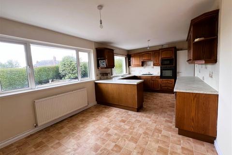 3 bedroom bungalow for sale, South Molton