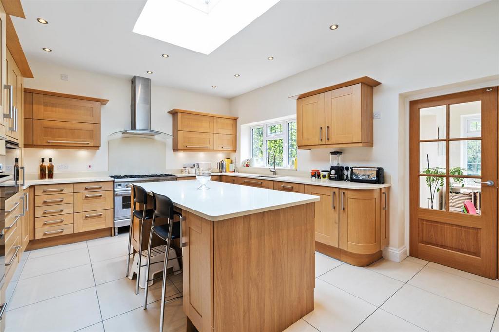 61 Alderbrook Road-11 lo.jpg
