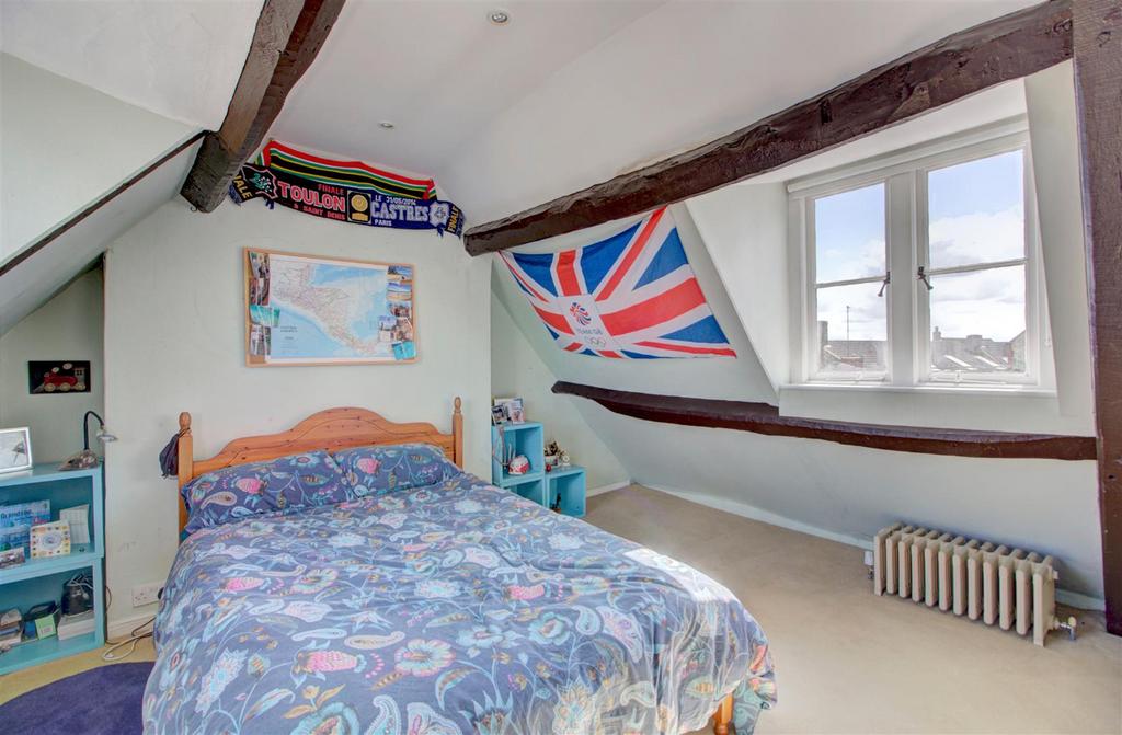 Attic bedroom 5