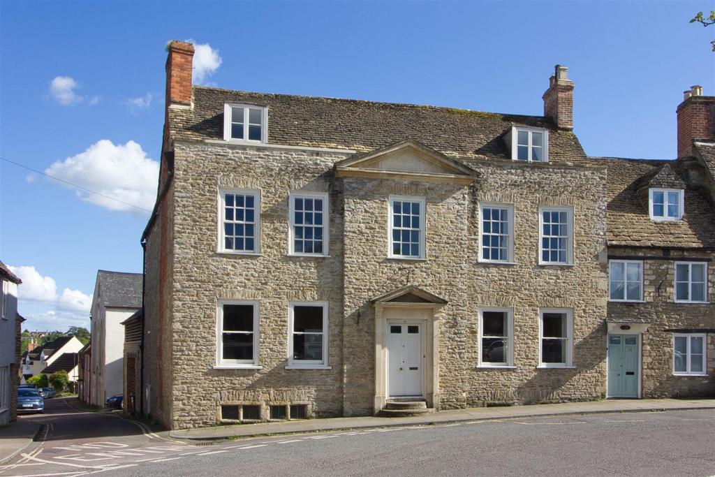 32 Cross Hayes