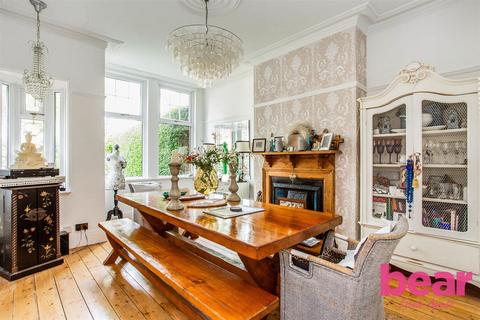 4 bedroom semi-detached house for sale, Preston Road, Westcliff-on-Sea SS0