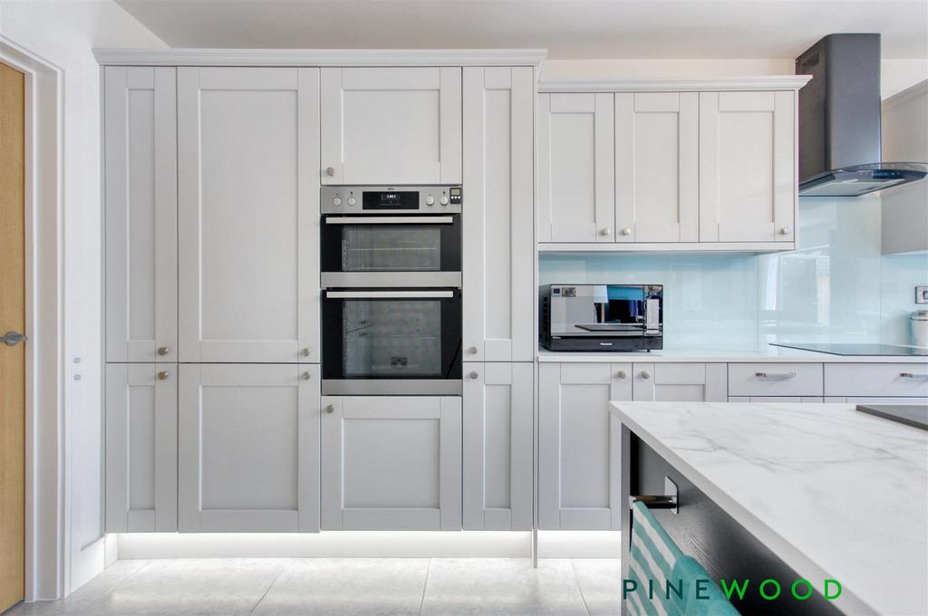 Breakfast kitchen