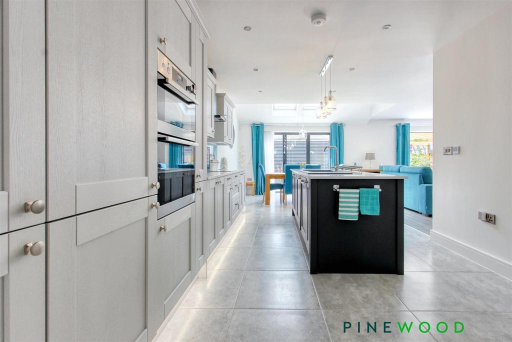Breakfast kitchen