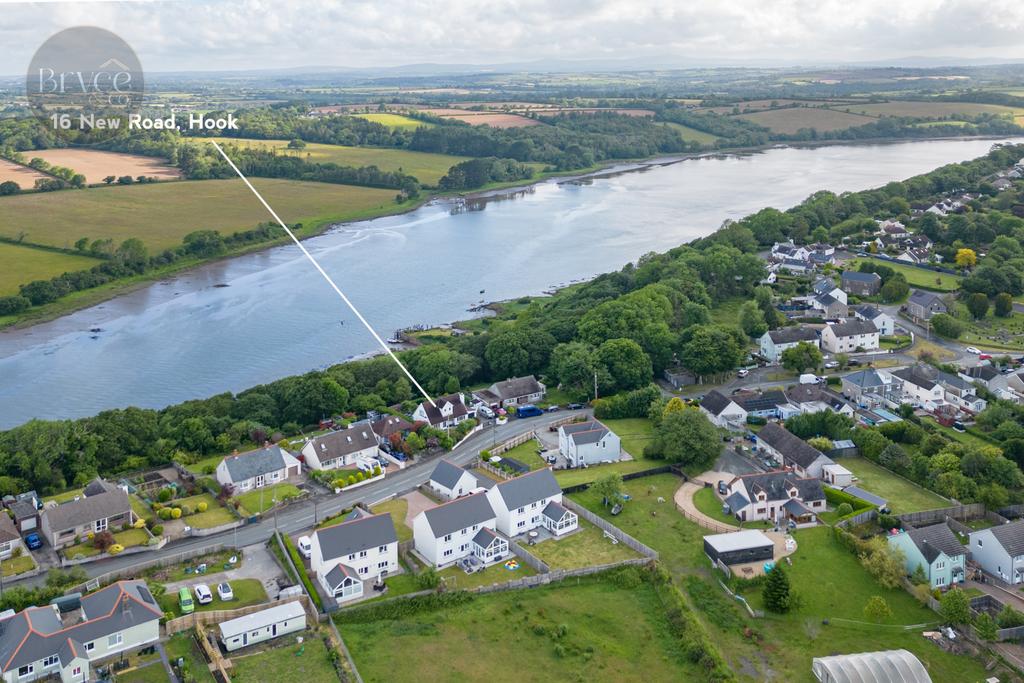Hook, Haverfordwest SA62 3 bed detached bungalow for sale £330,000