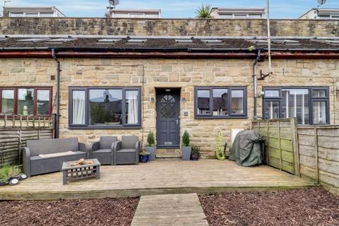 2 bedroom terraced house for sale, Avison Road, Huddersfield, West Yorkshire, HD4