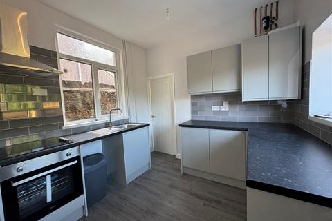 3 bedroom end of terrace house for sale, Harvard Road, Abertridwr, Caerphilly, CF83 4DP