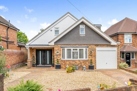 4 bedroom detached house for sale, Greenacres Avenue, Ickenham, Uxbridge