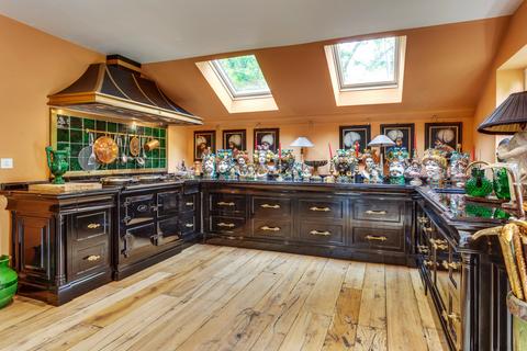 undefined, Chinnor Hill, Chinnor, Oxfordshire