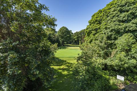 3 bedroom apartment for sale, High Street, Chislehurst