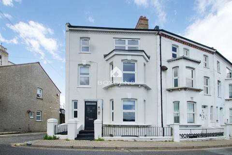 4 bedroom townhouse for sale, The Parade, Walton On The Naze CO14