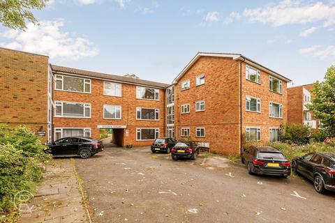2 bedroom apartment for sale, Golden Manor, Hanwell, LONDON, W7