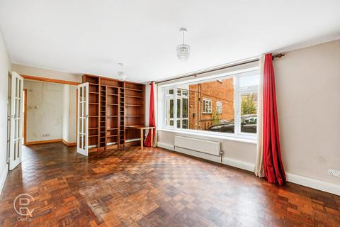 2 bedroom apartment for sale, Golden Manor, Hanwell, LONDON, W7