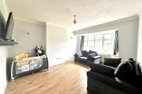 5 Garrison Lane, Chessington, KT9 2LD
