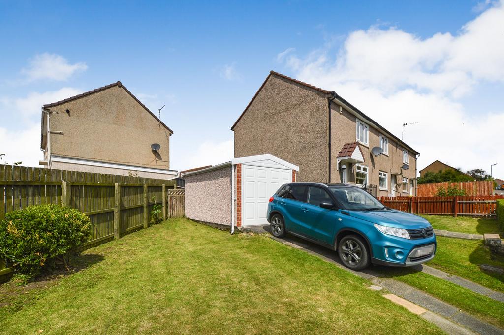 30 Ivanhoe Drive, Saltcoats, KA21 6LT 2 bed end of terrace house for