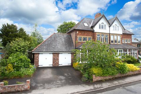 6 bedroom semi-detached house for sale, Moor Lane, Strensall, YO32