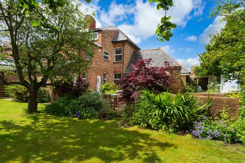 6 bedroom semi-detached house for sale, Moor Lane, Strensall, YO32