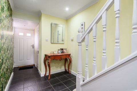 4 Ely Close, Frimley, Camberley, GU16 9FB