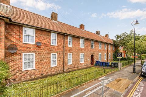 2 bedroom maisonette for sale, Bordars Road, London, W7