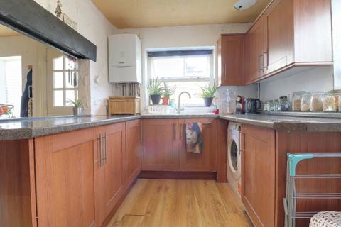3 bedroom semi-detached house for sale, Prospect Terrace, Liversedge, West Yorkshire, WF15