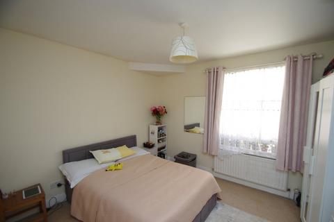 1 bedroom flat to rent, High Street, Watford, WD17