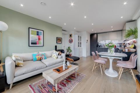 2 bedroom apartment for sale, Vega House, Hemming Street, London, E1