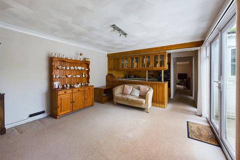 4 bedroom terraced house for sale, Broomfields, Basildon, Essex, SS13